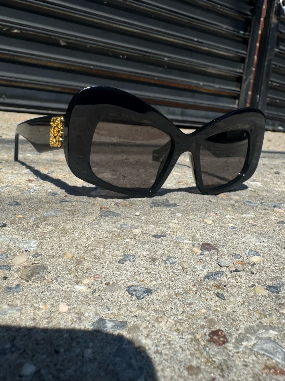 LOEWE CAT EYE SUNGLASSES